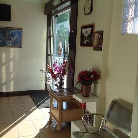 Hotel Morning Glory Kudat Esterno foto